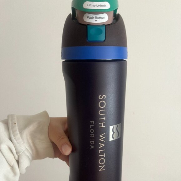 Owala FreeSip Waterbottle 24 oz New - Picture 2 of 6